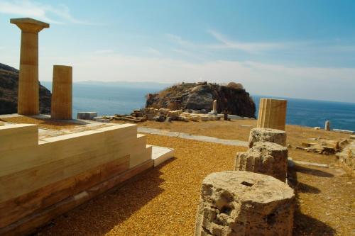 Hidesign Athens Traditional Stone House in Kea's Port