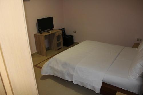 Hotel Piemonte, Tirana (photo 4)