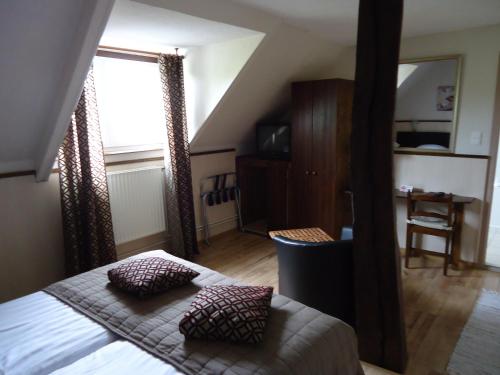 1 queen bed