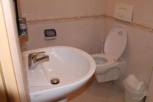 Hotel Piemonte, Tirana (photo 6)