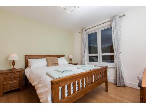 Spacious, Central Apartment, Edinburgh, Edinburgh and the Lothians