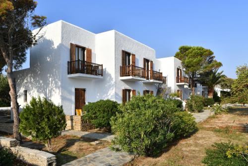Swiss Home Hotel in Naoussa
