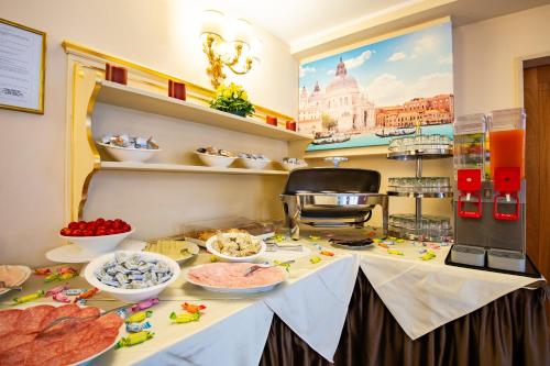 Hotel Mercurio - image 11