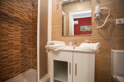 Hostal Aresol, Madrid (photo 7)