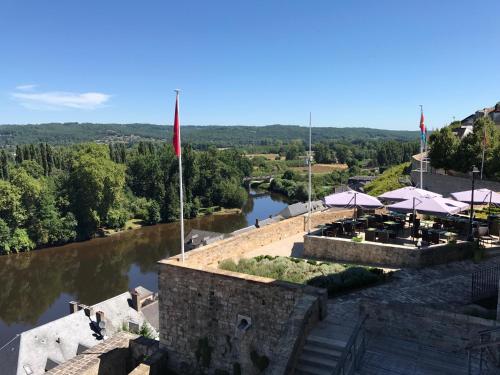 Les Maisons du Périgord" Coté Malpas"