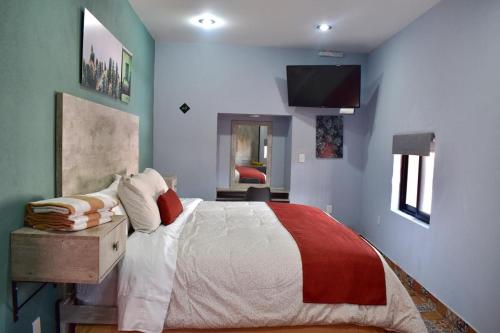 room detail thumbnail 0