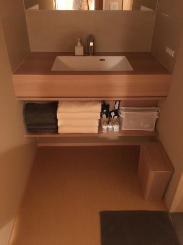 One-Bedroom House image 6
