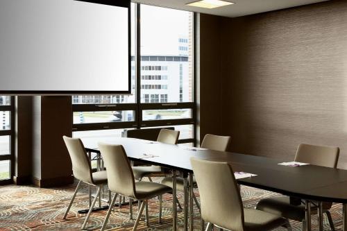 Hyatt Place Amsterdam Airport - image 6
