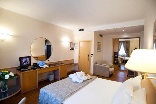 Hotel Minerva - image 5