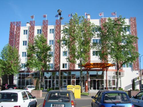 Logis Hotels Grand Hotel d'Orleans - 출입구