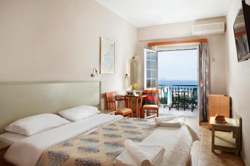 Camera tripla, vista sul mare