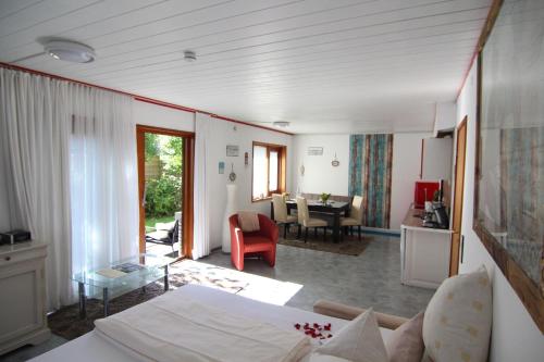 Kapitaenshaus-Lassen-Zimmer-Atlantis