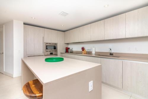 Oceanfront Luxury Apartments - image 6