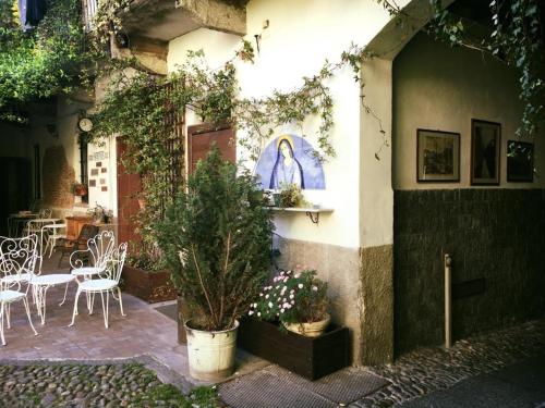 Big flat for groups.