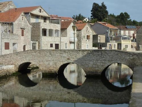  Room in Hvar town with sea view, balcony, air conditioning, Wi-Fi (3723-2) in Hvar