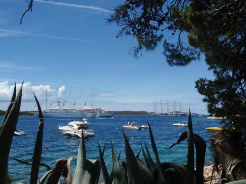  Room in Hvar town with sea view, balcony, air conditioning, Wi-Fi (3723-4) in Hvar