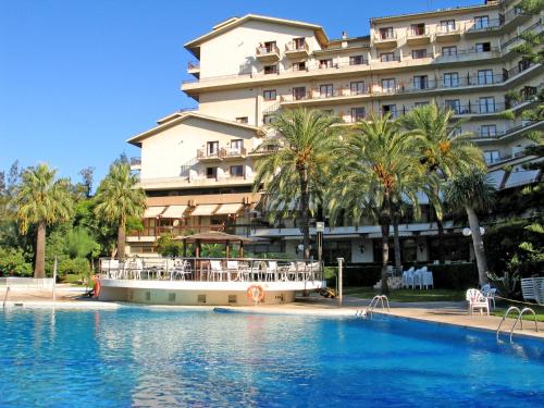 Hotel Intur Orange