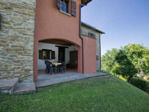 Flat on a farm with swimming pool and many activities