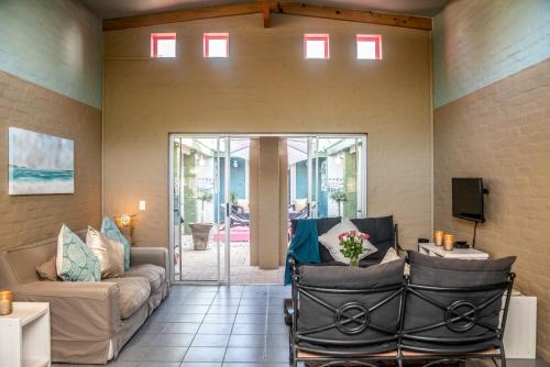Lounge/area TV in comune, Puza Moya Guest House in Langebaan