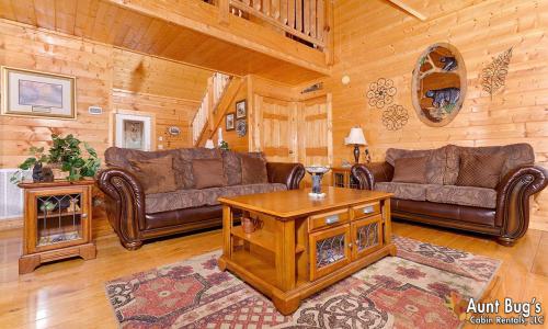 Papa Bear Lodge #565 - Five Bedroom Cabin