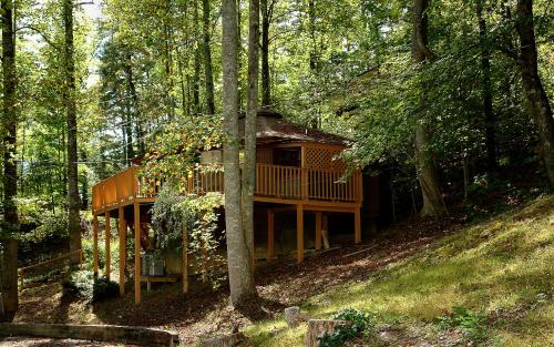 Sleeping Beauty #511 - Two Bedroom Cabin Gatlinburg (TN)