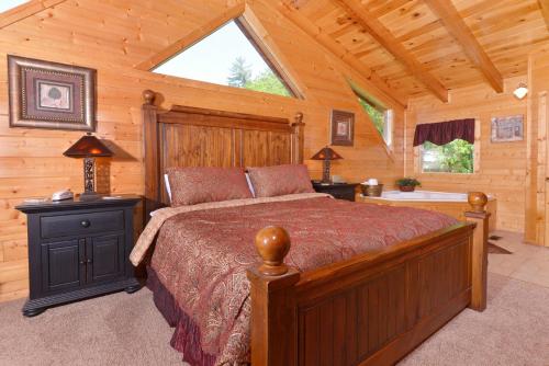 Whispering Creek #302 - Three Bedroom Cabin