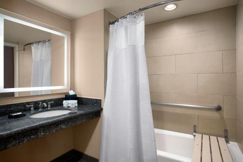 Crowne Plaza Hotel Los Angeles Harbor by IHG in San Pedro, USA