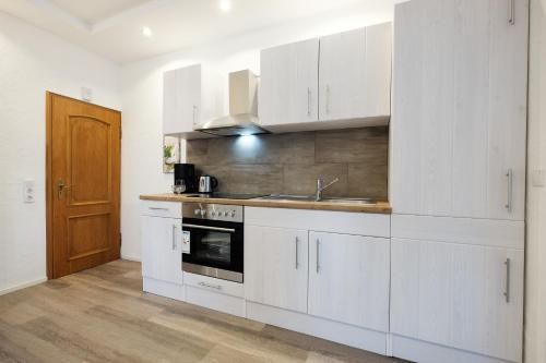 Kitchen, Ferienapartments Zwingenberg in Zwingenberg