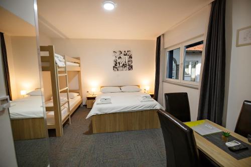 Hostel Mali Pariz - image 2