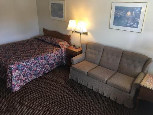 Catamount Motel - Accommodation - Bennington