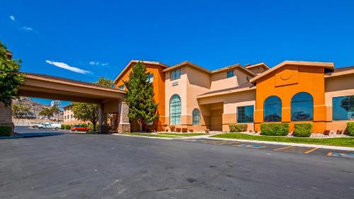 Best Western Plus Wendover Inn