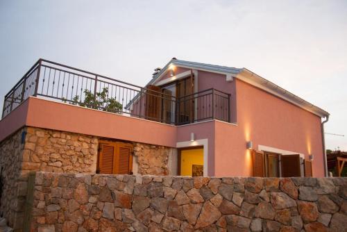 Buitenkant, Vila Murvenica in Polje