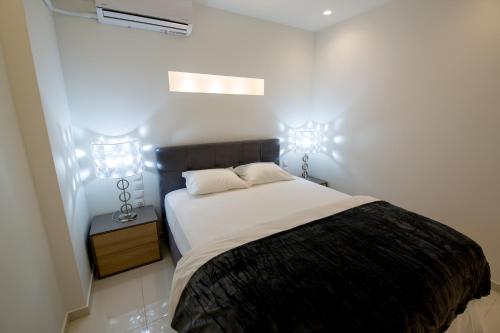 White Lux Apartment For 2 VIPGreece, Atény (fotografie 4)