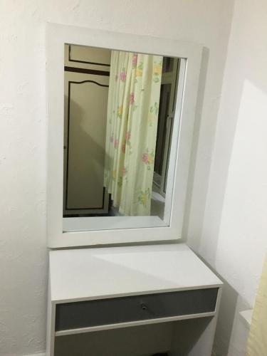 Tip Top Apartment, Tipton, West Midlands