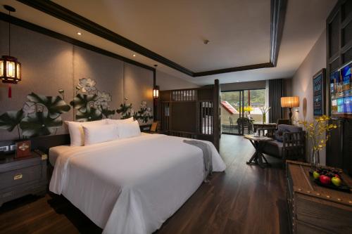 room detail thumbnail 0