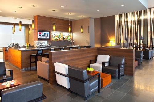 Pub/Lounge, Novotel Toronto Vaughan Centre Hotel in Vaughan (Ontario)
