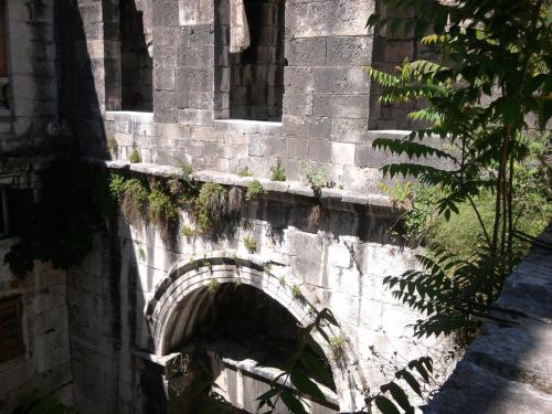Private Apartments In Diocletians Palace - image 8