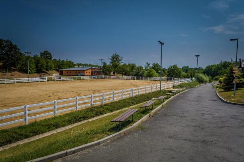 Hotel Horse Riding - Jezdecký Areál Tršice