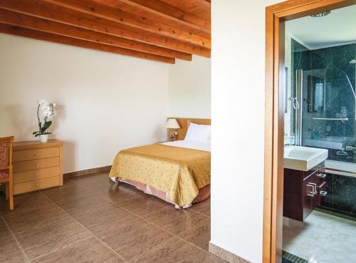  Ptinotrofion Villa Sleeps 8 Pool Air Con WiFi in Ptinotrofíon