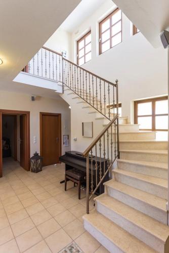  Karavomylos Villa Sleeps 6 Pool Air Con WiFi in Sami