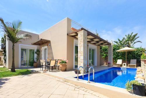  Nopigeia Villa Sleeps 7 Pool Air Con WiFi in 734 00 Nopíyia