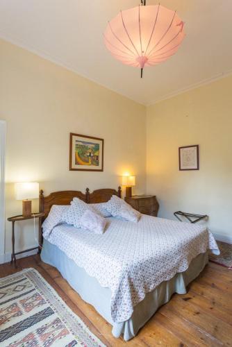 Perrusson Chateau Sleeps 13 Pool WiFi gîte à louer Loches