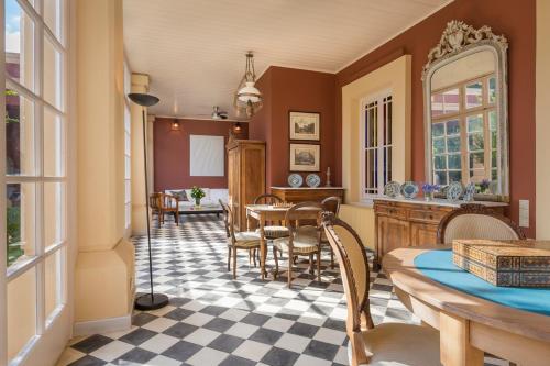  Gastouri Villa Sleeps 17 Pool Air Con WiFi in Gastourion
