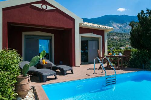  Mousata Villa Sleeps 2 Pool WiFi, Ferienwohnung in Mousata