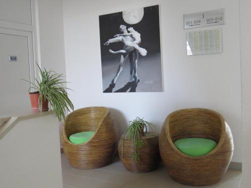 Hotel Ballet School - main image
