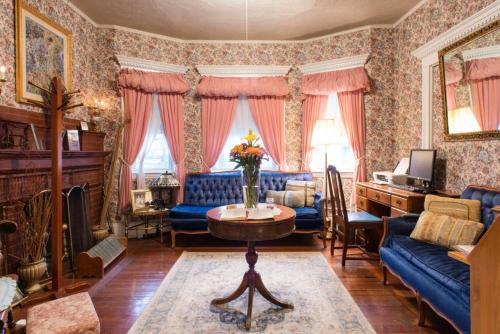 Létesítmények, The Coolidge Corner Guest House: A Brookline Bed and Breakfast in Brookline