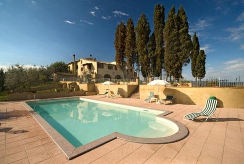  Montaperti Apartment Sleeps 3 Pool WiFi, Pension in Montaperti