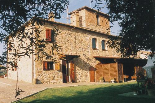  San Gimignano Apartment Sleeps 2 Pool WiFi, Pension in San Gimignano