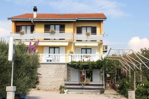  Rooms & Apartment Marina in Zablaće
