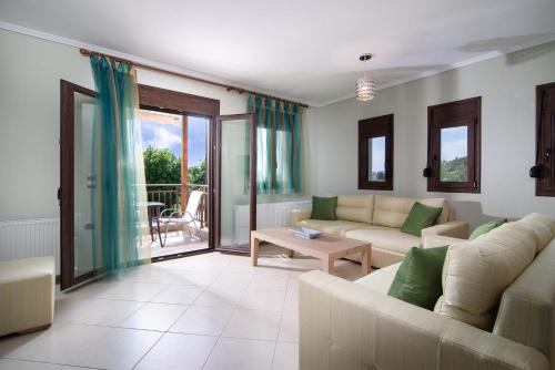  Grand apartments Marianna in 63081 Neos Marmaras